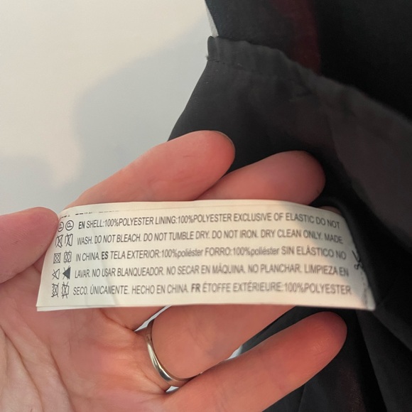 Forever 21 Black and Red Flower Dress - Picture 8 of 8